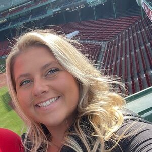 Meet your Posher, Carina